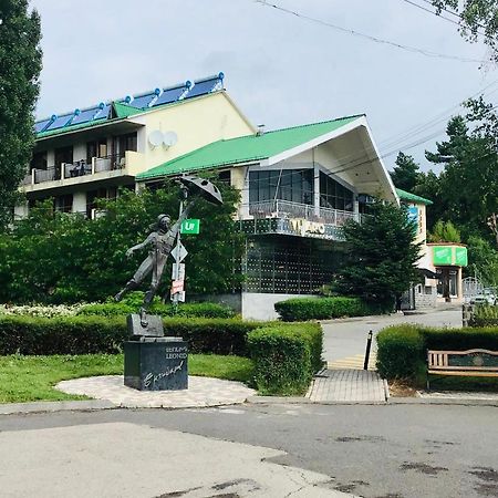 Hotel - Saya Tsaghkadzor Exteriör bild