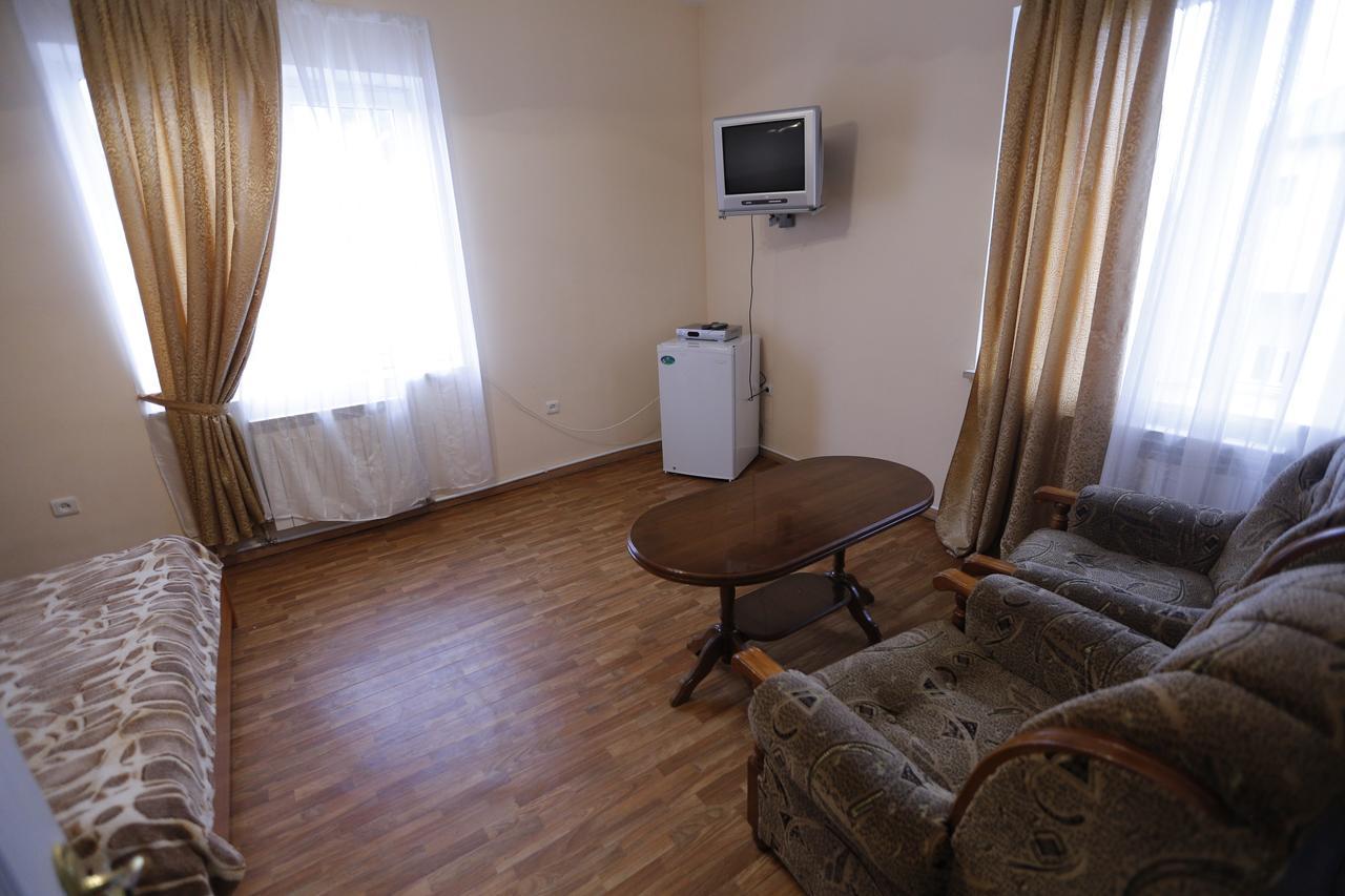 Hotel - Saya Tsaghkadzor Exteriör bild